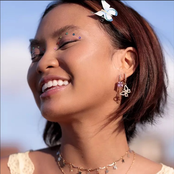 ✨18K Rose Gold Butterfly Drops✨ - Picture 4 of 6